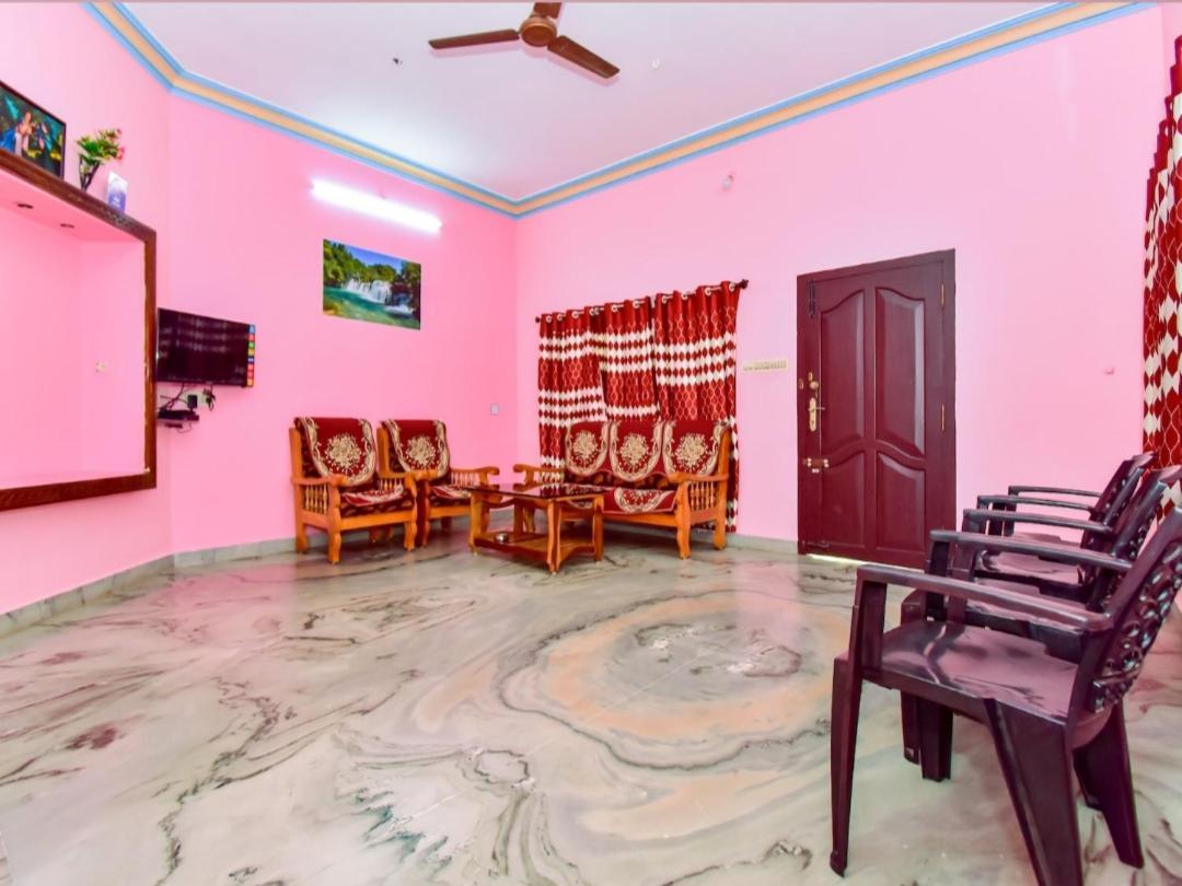 Phoenix Holiday Home Kanyakumari Esterno foto